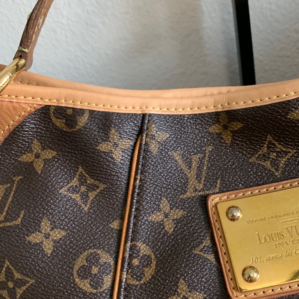 Louis Vuitton Brown Monogram Shoulder Bag with Gold Accents - Picture 15 of 16